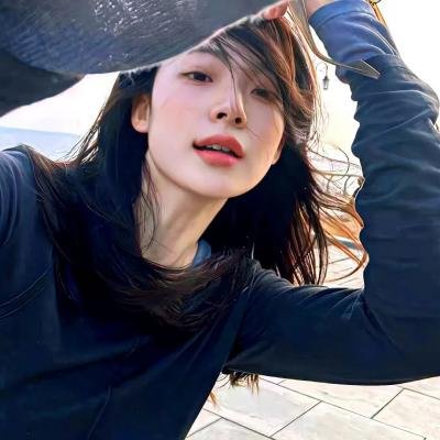 天王之女又出大瓜：豪车代步炫富，人设崩塌，一夜之间